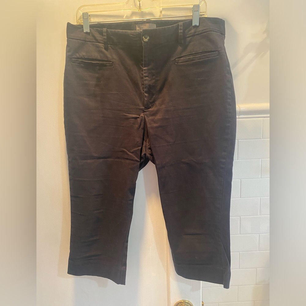 By Anthropologie- Pedal Pusher Capri Pants w/slit pocket detail, Black, Size 14
